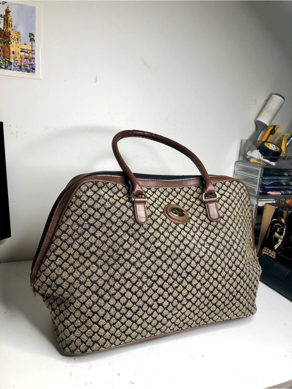 Vintage travel bag